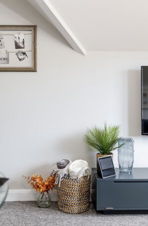 Apartment | Interior - Immaculate 2-bed Apartment in Hove (Hove)