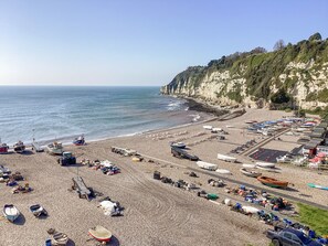 Beach nearby - The Old Lace Shop (Seaton)