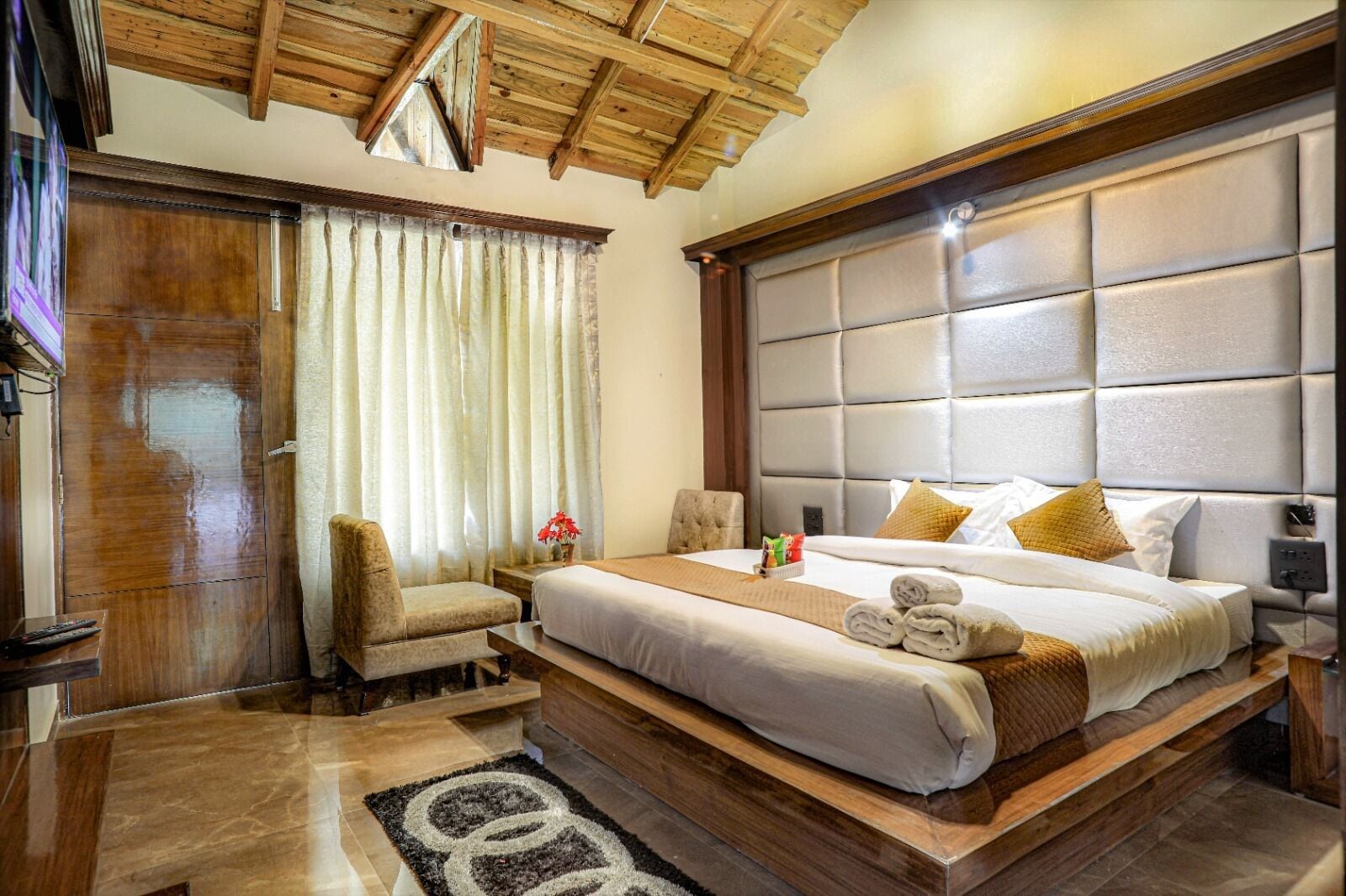 Premium Room