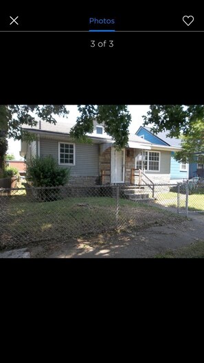 Family House, Private Bathroom | Exterior - King and 2 Queens 55 Smart tv (South Charleston)