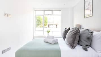 City-Apartment | 3 Schlafzimmer, individuell dekoriert, individuell eingerichtet