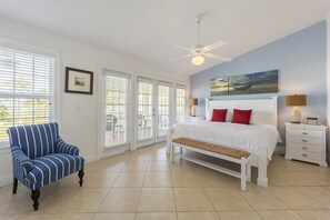 3 bedrooms, iron/ironing board, WiFi, bed sheets - Indigo Reef Resort Waterfront Villa 22 With Boat Dockage, Pool, and Sunset-View (Marathon)
