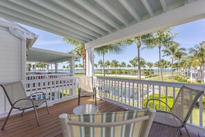 Property grounds - Indigo Reef Resort Waterfront Villa 24 With Boat Dockage, Pool, and Sunset-View (Marathon)