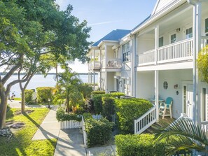Terrace/patio - Indigo Reef Resort Waterfront Villa 56 With Boat Dockage, Pool, and Sunset-View (Marathon)