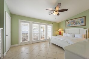 3 bedrooms, iron/ironing board, WiFi, bed sheets - Indigo Reef Resort Waterfront Villa 56 With Boat Dockage, Pool, and Sunset-View (Marathon)