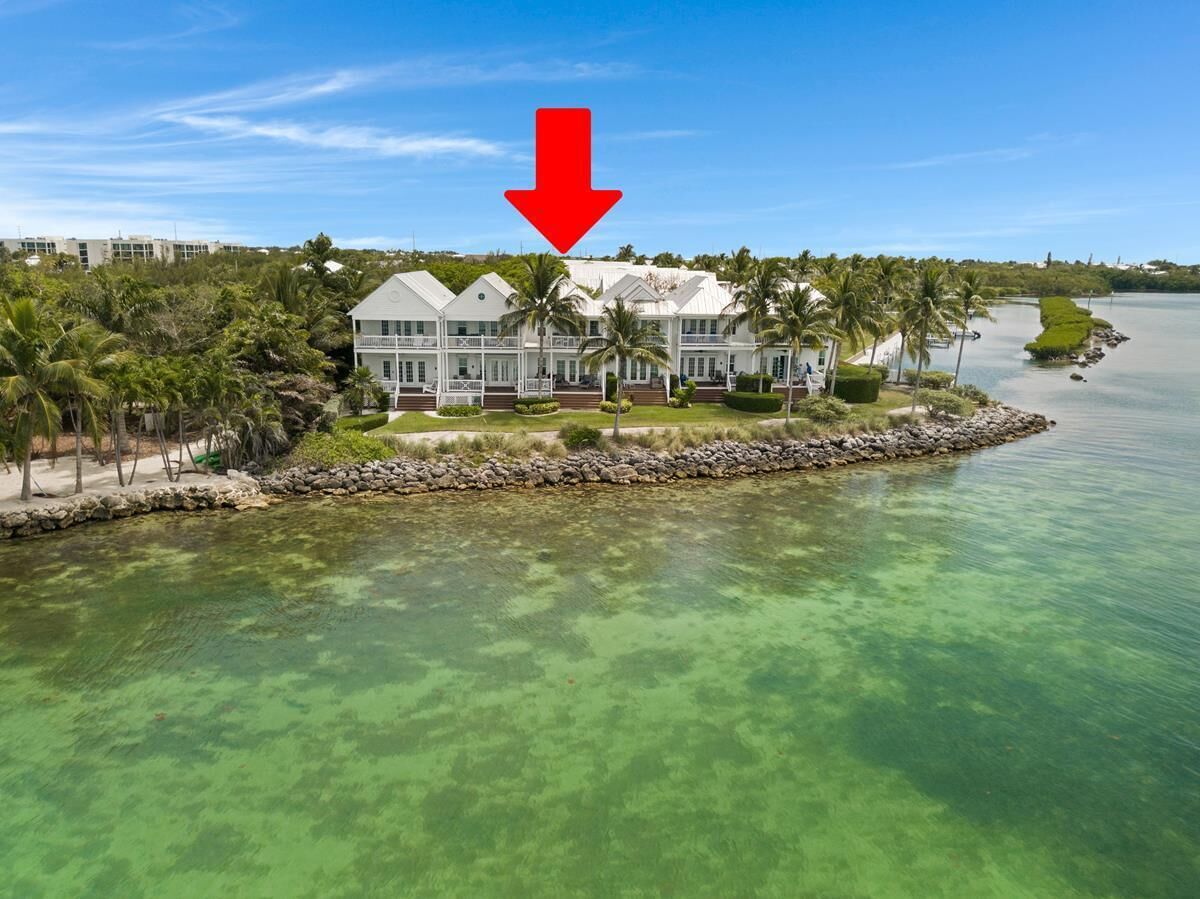 Indigo Reef Resort Premium Waterfront Villa 65 with Boat Dockage, Pool, and Sunset-View