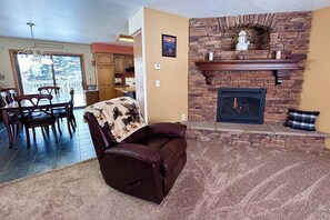 TV, fireplace, video games, DVD player