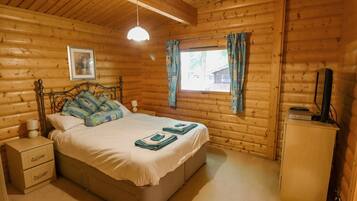 3 quartos, individualmente decorados, individualmente mobiliados