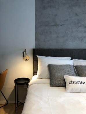 Studio Casal | Individually decorated, free WiFi