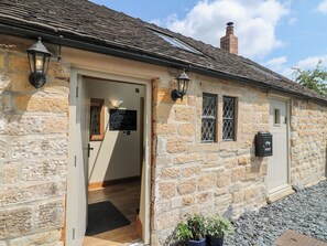 Cottage | Exterior detail - 33 Main Road (Alfreton)