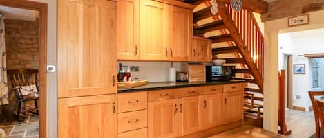 Fridge, dishwasher, electric kettle, toaster