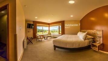 Deluxe Apartment | 1 bedroom, in-room safe, desk, free WiFi