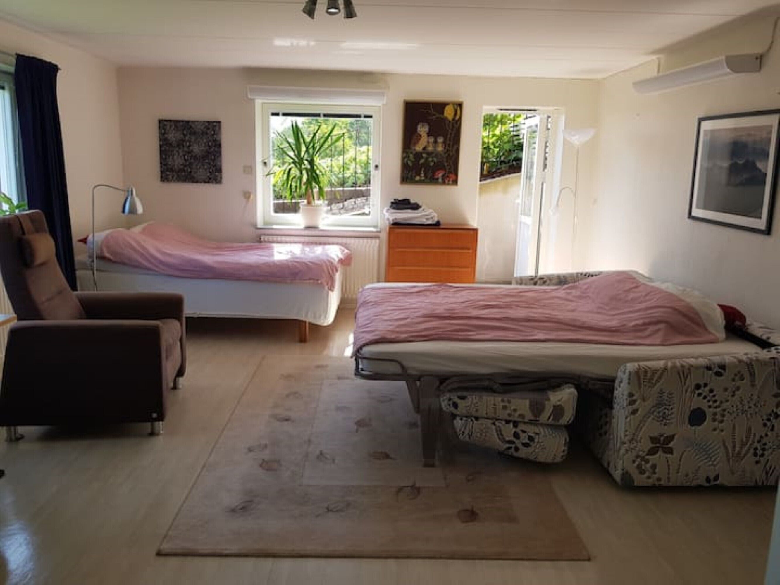 1 多间卧室、办公桌、熨斗/熨衣板、免费 WiFi