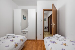 4 soverom, strykejern/-brett, wi-fi (inkludert) og sengetøy