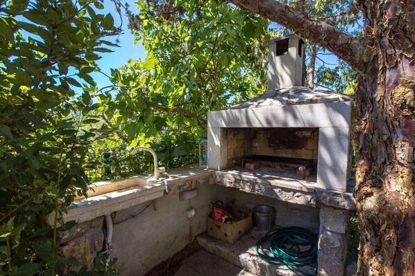Family House, Multiple Bedrooms, Mountainside (Family House Rose with Pool) | Property grounds - Family House Rose With Pool (Krk)