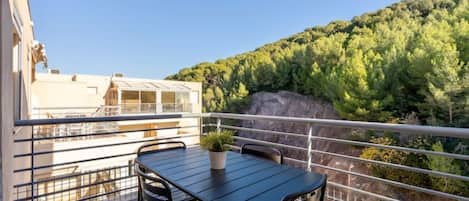 屋外ダイニングエリア