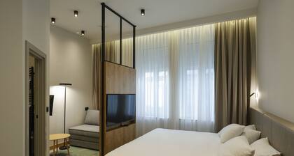 Hop Inn Rooms & Suites Belgrade