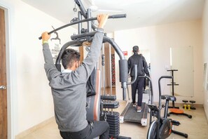 Fitness facility - HOTEL VINSOBER PRIDE INN (Narendranagar)