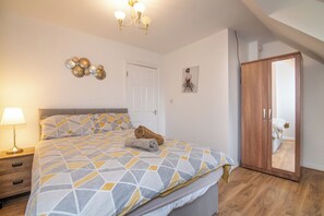 4 quartos, Wi-Fi, roupa de cama