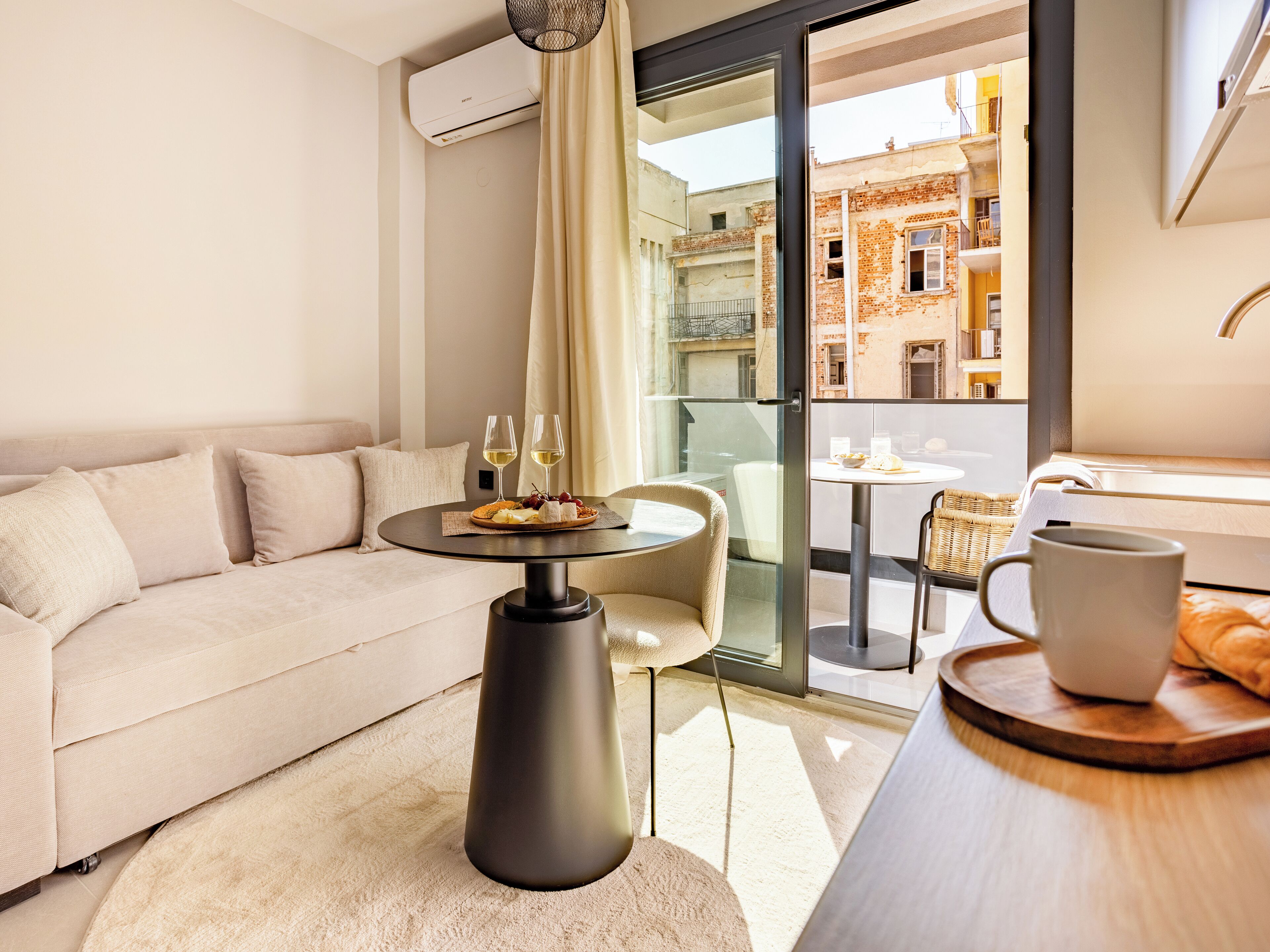 Apartment, Multiple Bedrooms, Balcony, City View | Living room