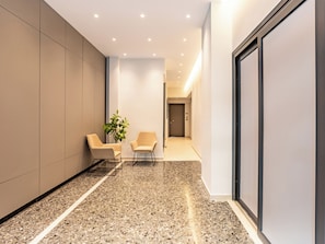 Apartment, 1 Bedroom, Terrace, City View | Front of property