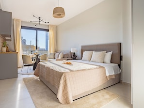 Apartamento, varias habitaciones, balcón, vistas a la ciudad | 2 dormitorios