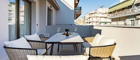 Apartment, 1 Bedroom, Terrace, City View | Terrace/patio