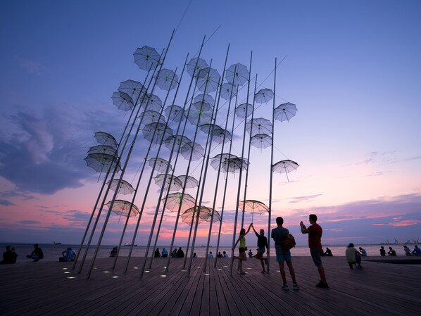 บริเวณภายนอก
