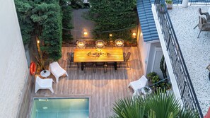 Outdoor dining - The Mansion - Kalamata Mediterranean Suites & Villas (Kalamata)