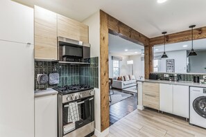 Maison Signature, 2 chambres, cuisine, vue cour intérieure | Cuisine privée