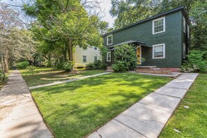 Exterior - Garden District Duplex (Baton Rouge)