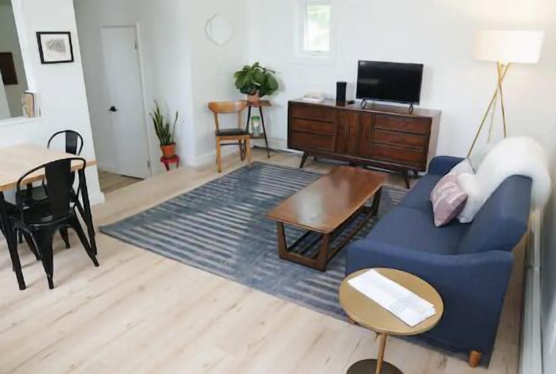 Wonderstate Downtown Apartment, Downtown Apartment @ Wonderstate Cafe