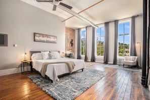 1 habitación, escritorio, tabla de planchar con plancha y wifi gratis