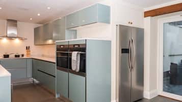 Fridge, dishwasher, electric kettle, toaster