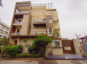 واجهة المنشأة