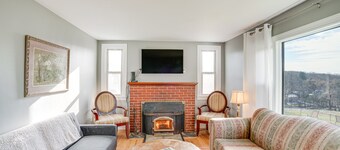 Renovated Chatham Home ~ Half Mi to Downtown!