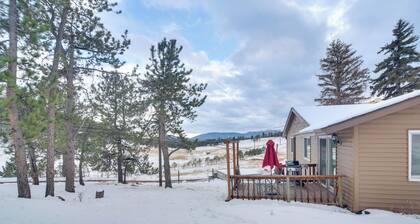 6 Mi to Staunton State Park: Conifer Home w/ Deck