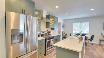 Rumah (4 Bedrooms) | Interior