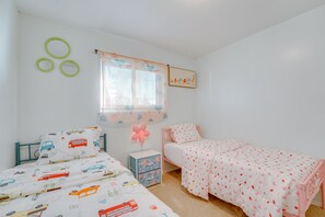 House (3 Bedrooms) | Interior - Family-friendly Getaway w/ Fire Pit in Ann Arbor (Ann Arbor)