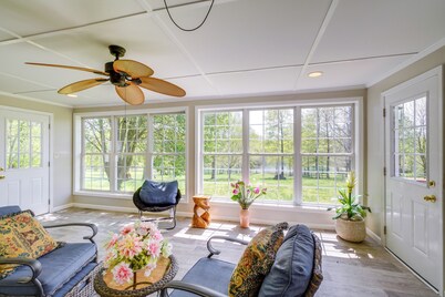 Pet-friendly Emerald Lake Retreat in Charlestown!