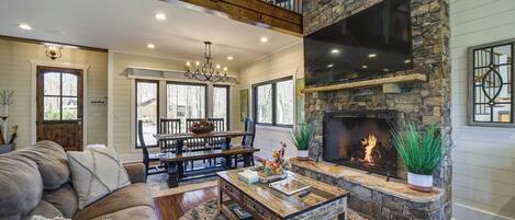 House (3 Bedrooms) | Interior