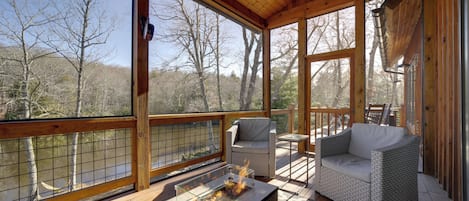 House (3 Bedrooms) | Front of property