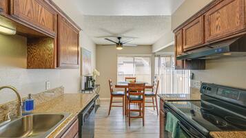 Apartment (1 Bedroom) | Interior