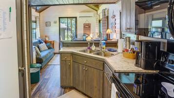 House (1 Bedroom) | Interior