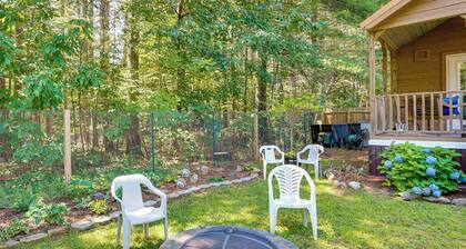 Mayfield Tiny Home w/ Porch, Walk to Beaches!