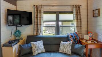 House (1 Bedroom) | Interior