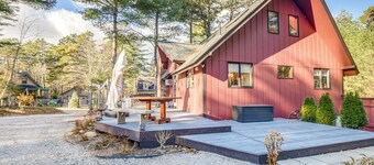 Charming Tamworth Cabin w/ Grill & Fireplace