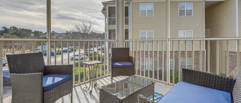 Apartment (3 Bedrooms) | Front of property