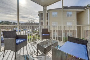 アパートメント (3 Bedrooms) | 施設の正面