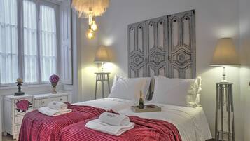 Romantic Double Room | Hypo-allergenic bedding, memory foam beds, free WiFi, bed sheets